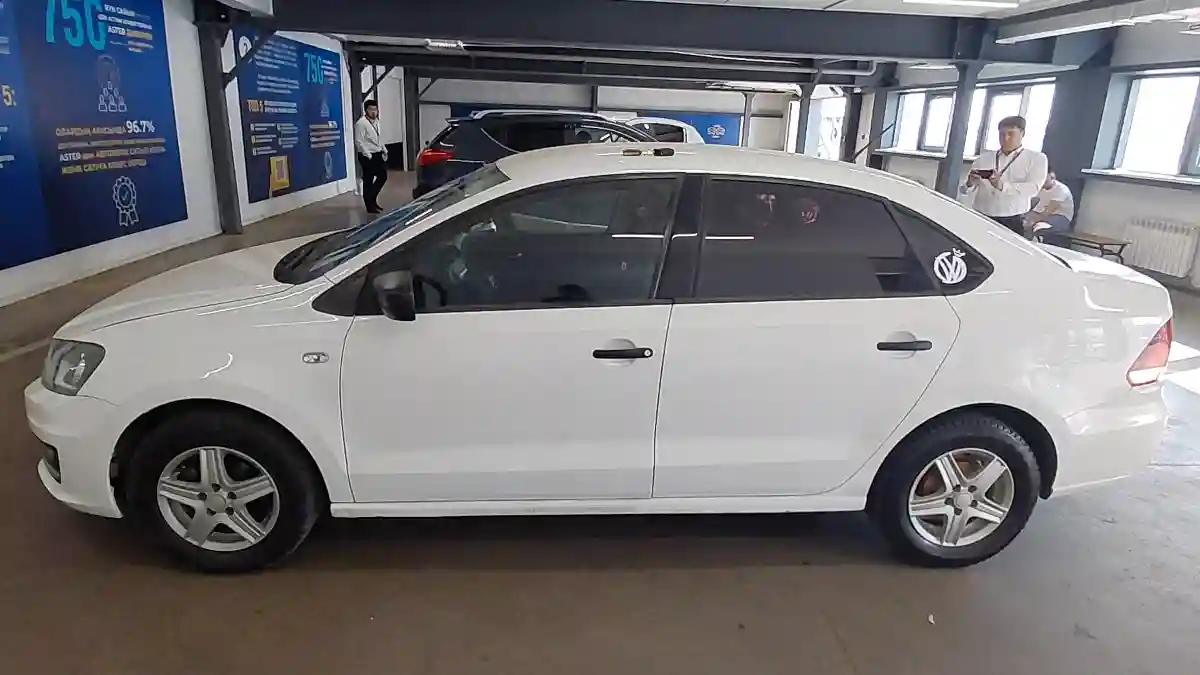 Volkswagen Polo 2015 года за 3 500 000 тг. в Астана