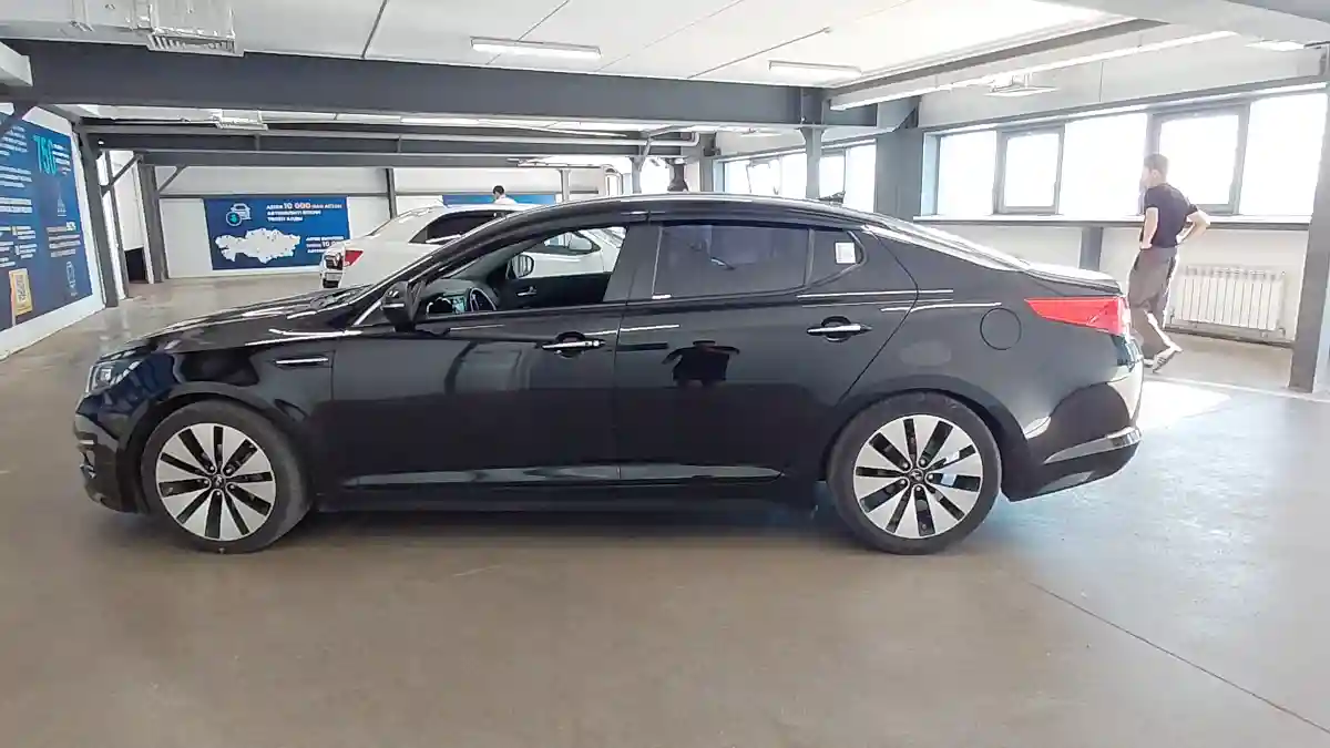 Kia K5 2012 года за 7 500 000 тг. в Астана