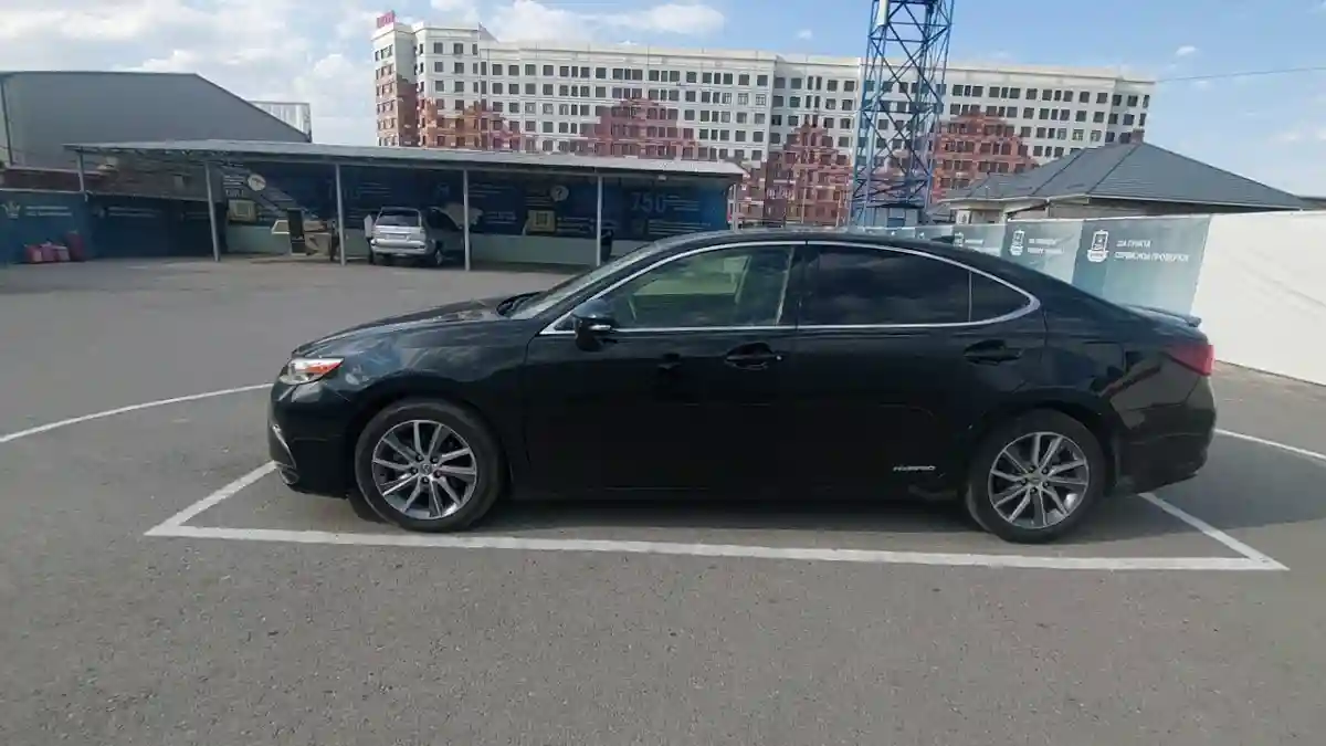 Lexus ES 2016 года за 11 700 000 тг. в Шымкент