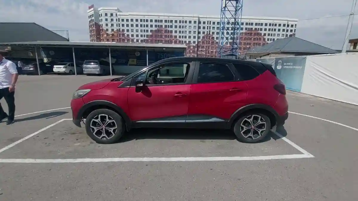 Renault Kaptur 2018 года за 4 000 000 тг. в Шымкент