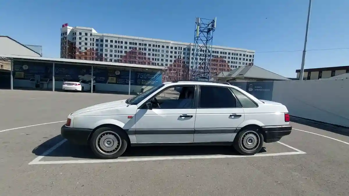 Volkswagen Passat 1993 года за 900 000 тг. в Шымкент