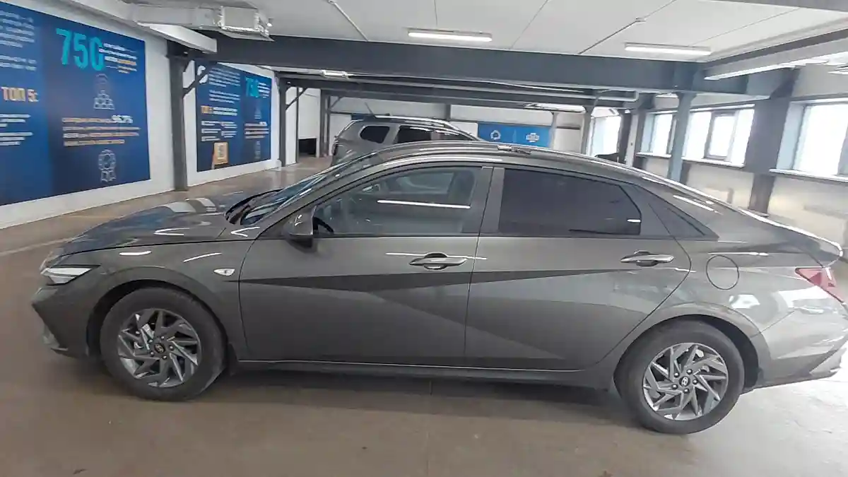 Hyundai Elantra 2024 года за 9 500 000 тг. в Астана