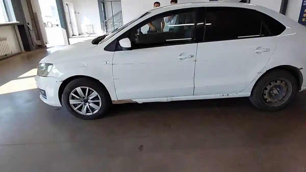 Volkswagen Polo 2017 года за 3 000 000 тг. в Астана
