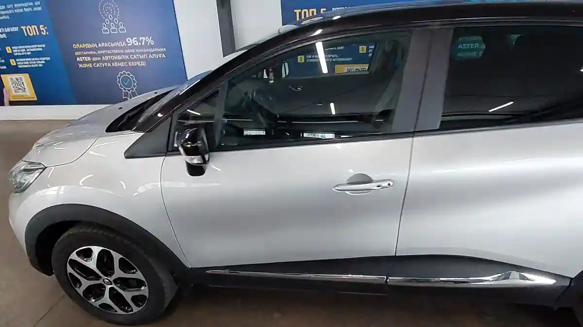 Renault Kaptur 2018 года за 6 000 000 тг. в Астана