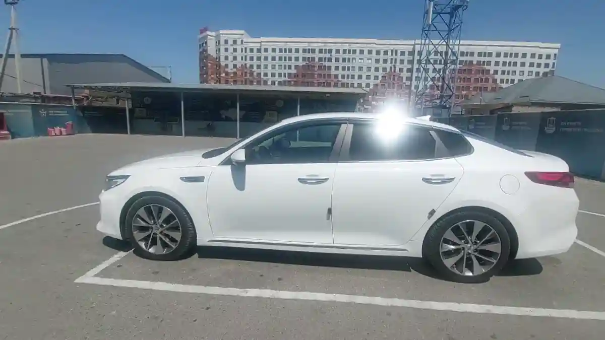 Kia K5 2017 года за 9 000 000 тг. в Шымкент