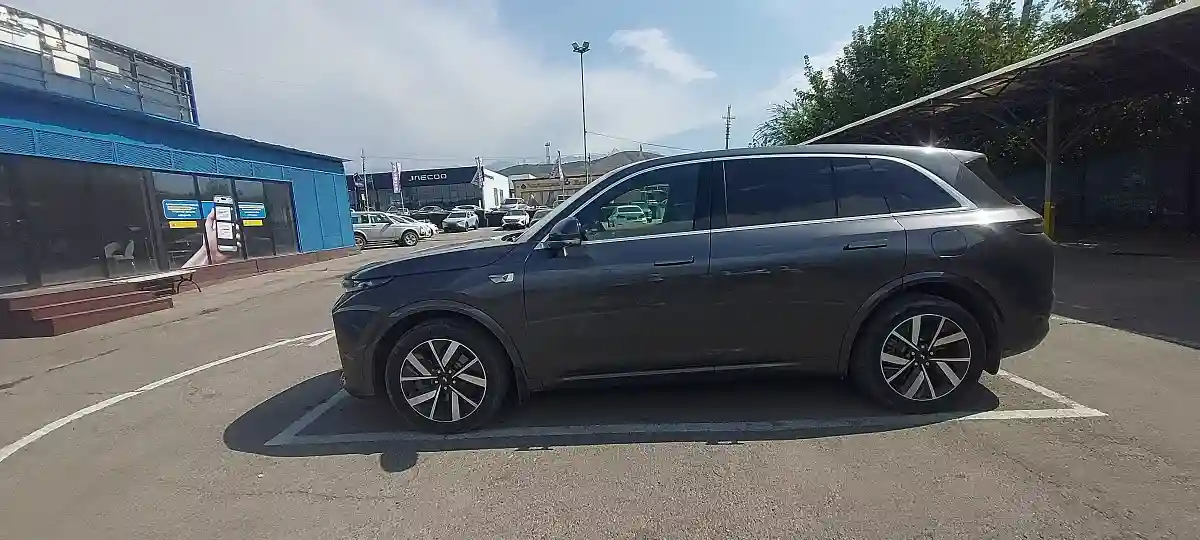 LiXiang L7 2023 года за 17 100 000 тг. в Алматы