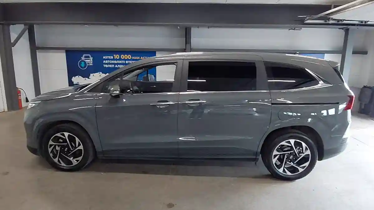 Hyundai Custin 2024 года за 13 500 000 тг. в Астана