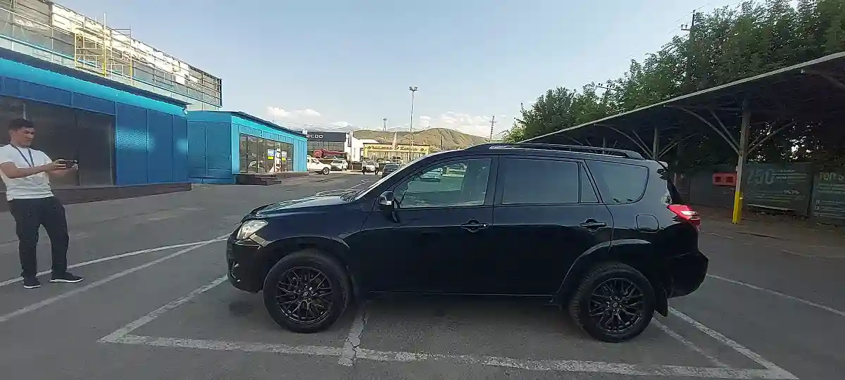 Toyota RAV4 2010 года за 6 800 000 тг. в Алматы