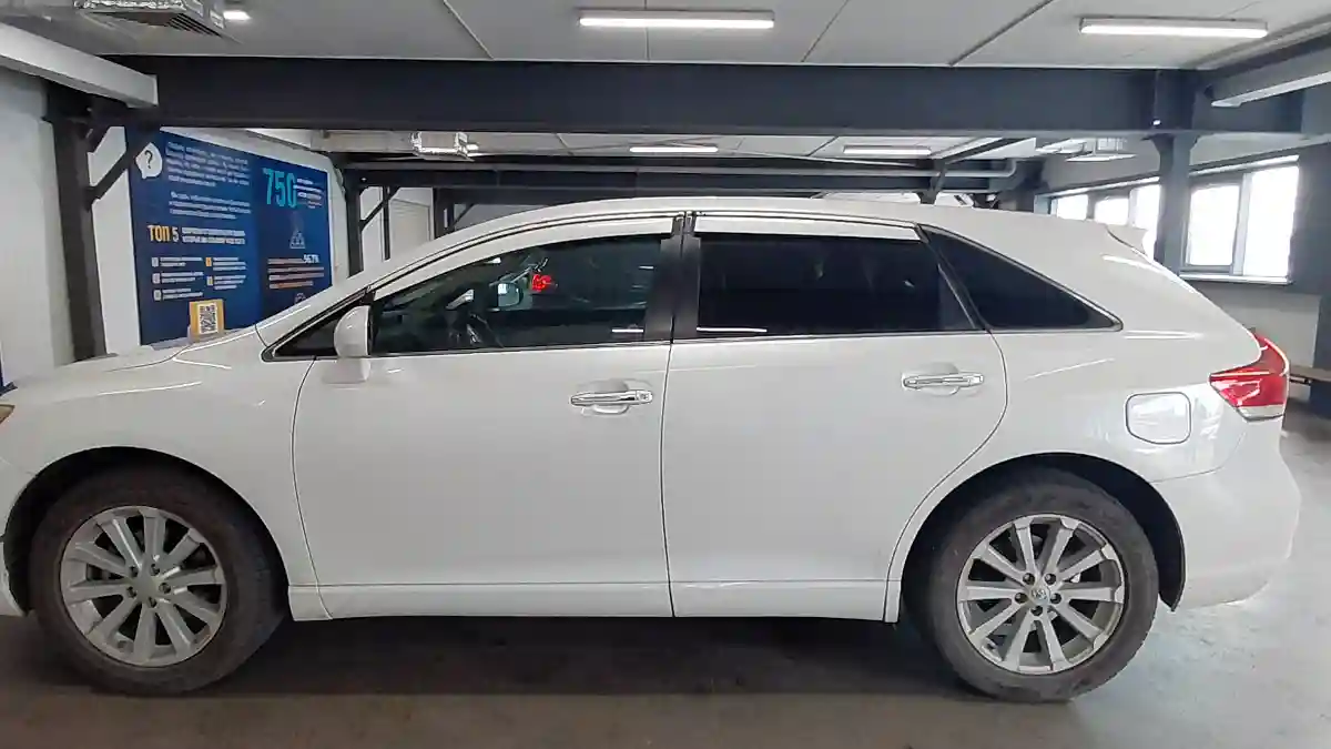 Toyota Venza 2009 года за 9 000 000 тг. в Астана
