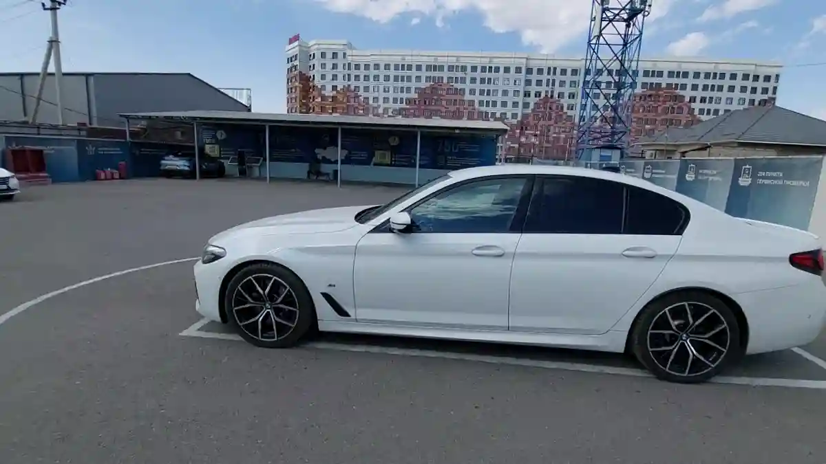 BMW 5 серии 2020 года за 25 000 000 тг. в Шымкент
