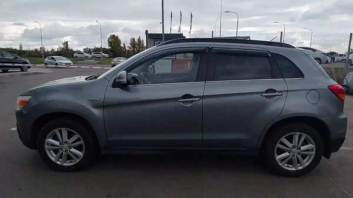 Mitsubishi ASX 2011 года за 5 900 000 тг. в Астана