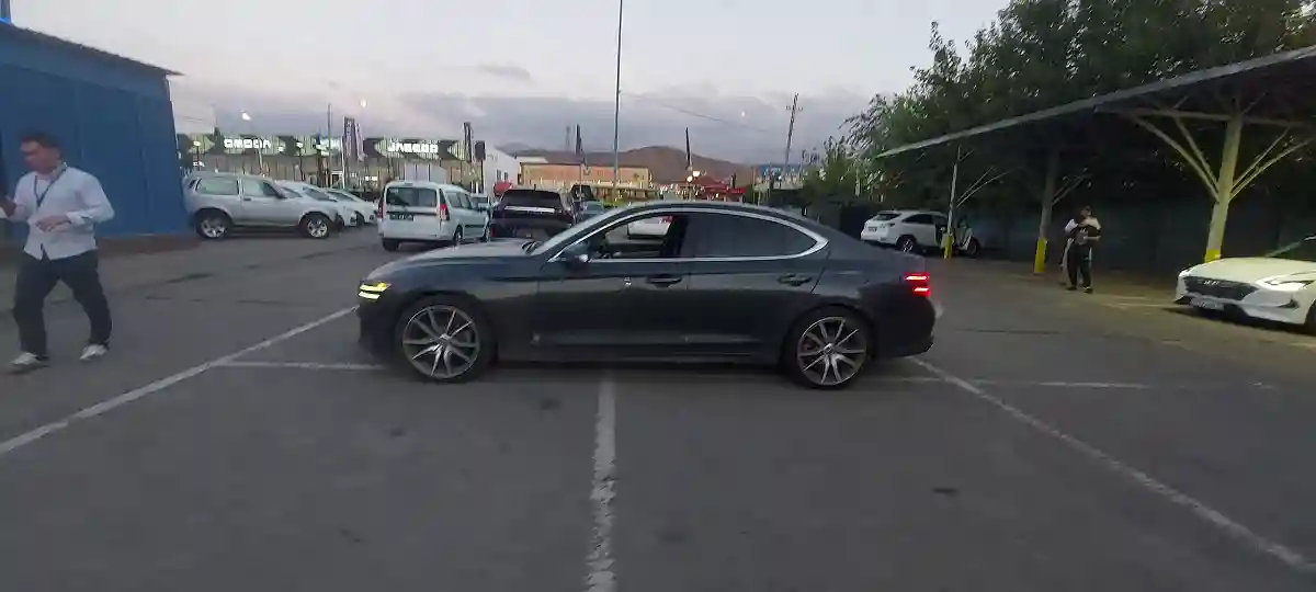 Genesis G70 2021 года за 16 000 000 тг. в Алматы