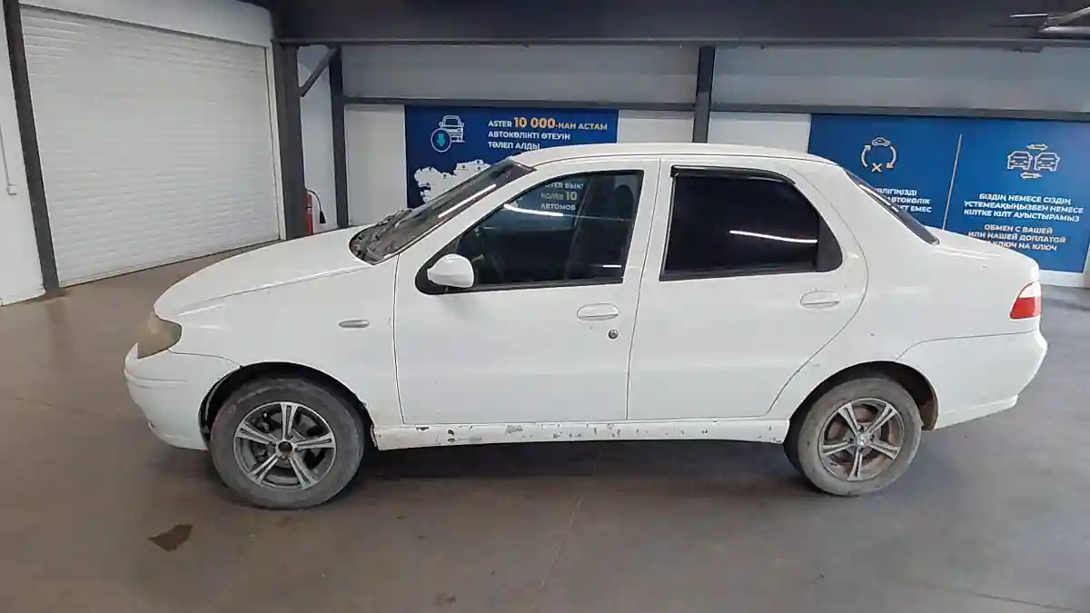 Fiat Albea 2011 года за 1 000 000 тг. в Астана