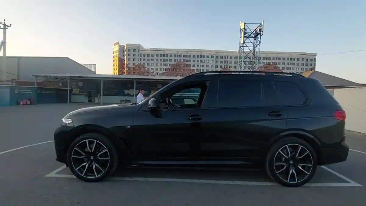 BMW X7 2021 года за 50 000 000 тг. в Шымкент