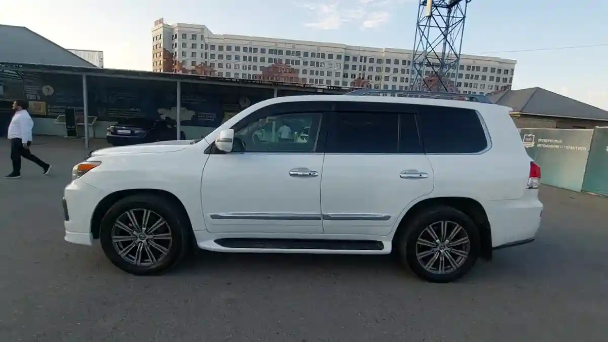 Lexus LX 2012 года за 23 000 000 тг. в Шымкент
