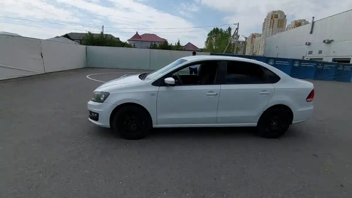 Volkswagen Polo 2015 года за 3 500 000 тг. в Шымкент