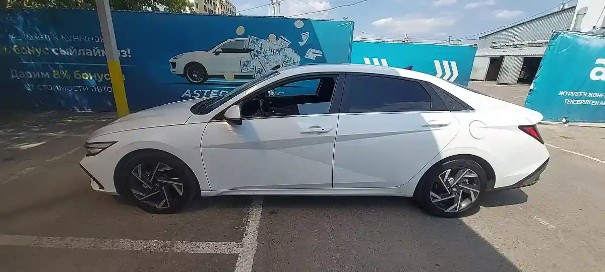 Hyundai Elantra 2024 года за 8 100 000 тг. в Алматы