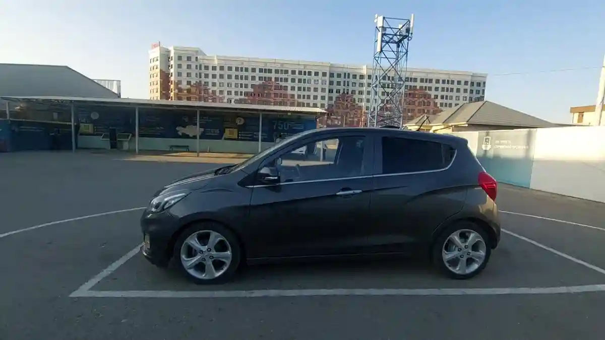 Chevrolet Spark 2019 года за 4 590 000 тг. в Шымкент