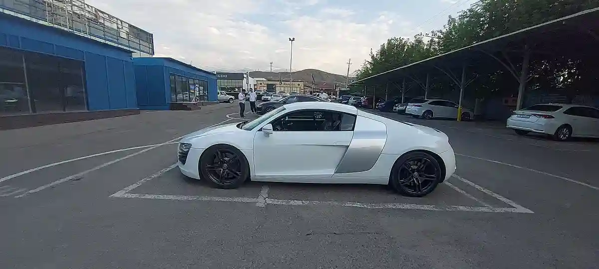 Audi R8 2008 года за 23 000 000 тг. в Алматы