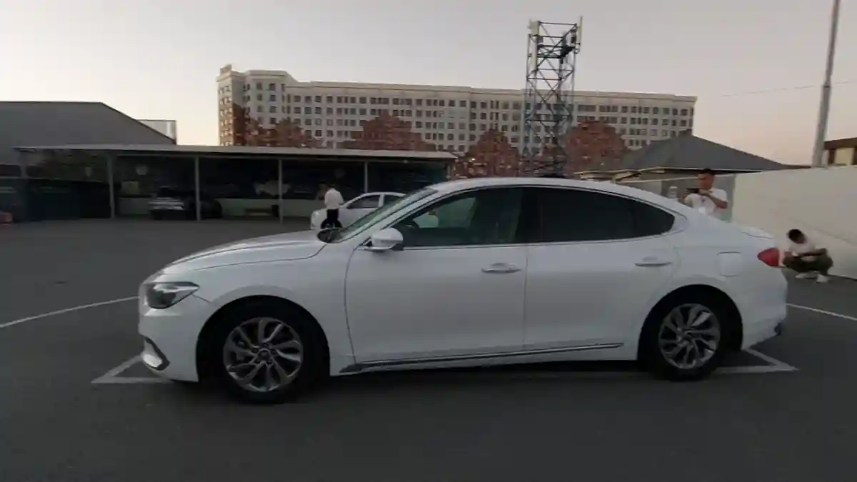 Hyundai Grandeur 2017 года за 9 000 000 тг. в Шымкент
