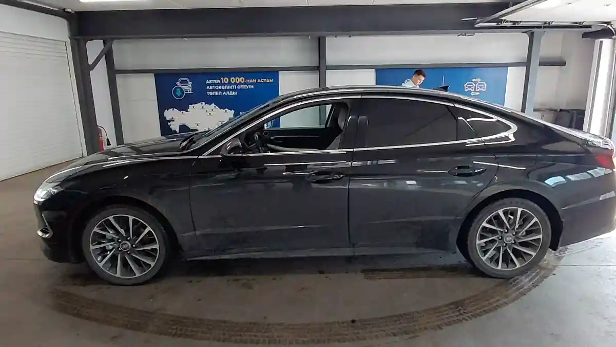 Hyundai Sonata 2023 года за 11 200 000 тг. в Астана