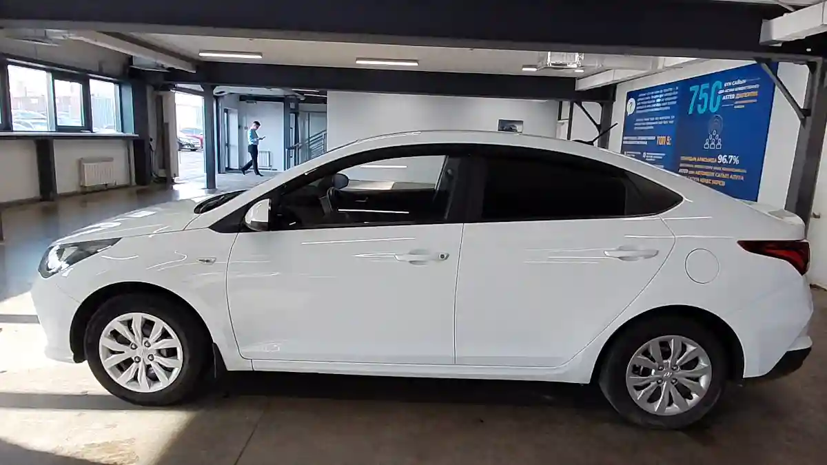 Hyundai Accent 2020 года за 6 900 000 тг. в Астана