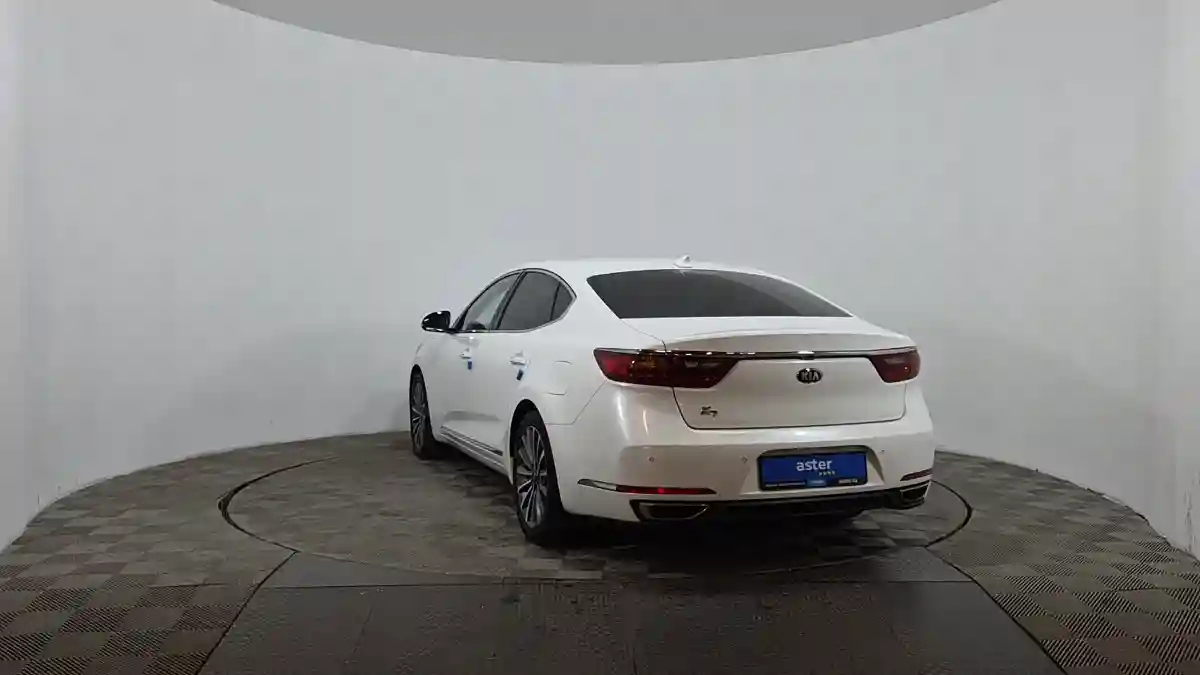 Kia K7 2016 года за 9 500 000 тг. в Астана