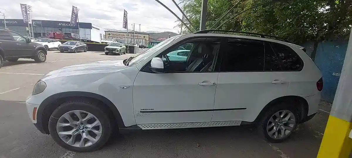 BMW X5 2010 года за 9 200 000 тг. в Алматы
