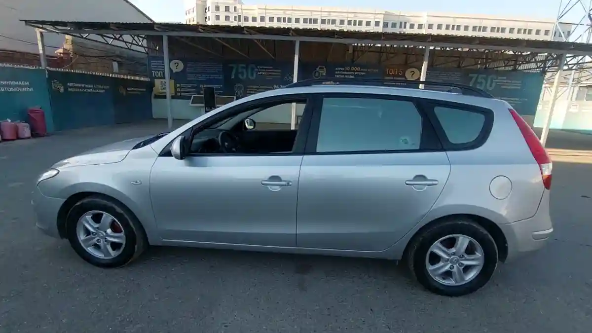 Hyundai i30 2010 года за 3 300 000 тг. в Шымкент