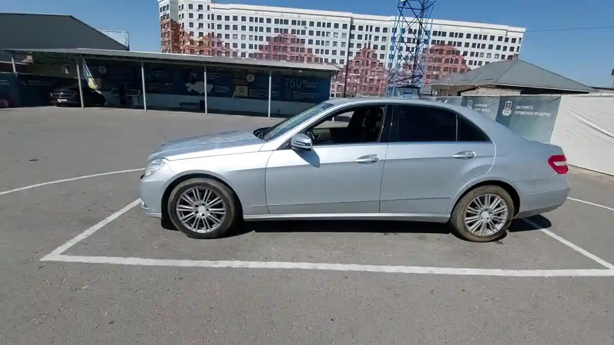 Mercedes-Benz E-Класс 2010 года за 8 000 000 тг. в Шымкент
