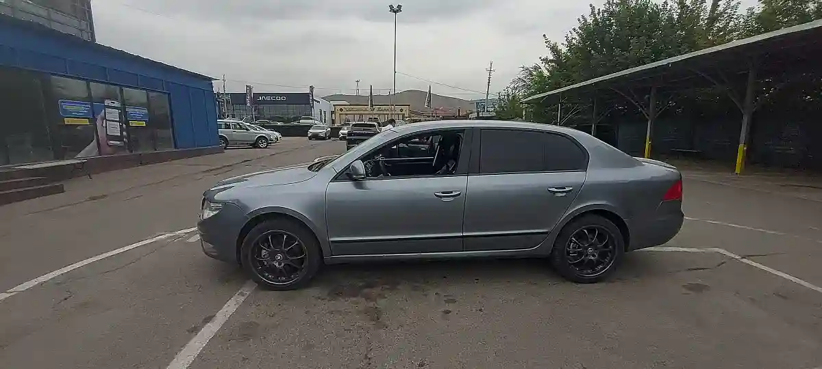 Skoda Superb 2012 года за 4 000 000 тг. в Алматы