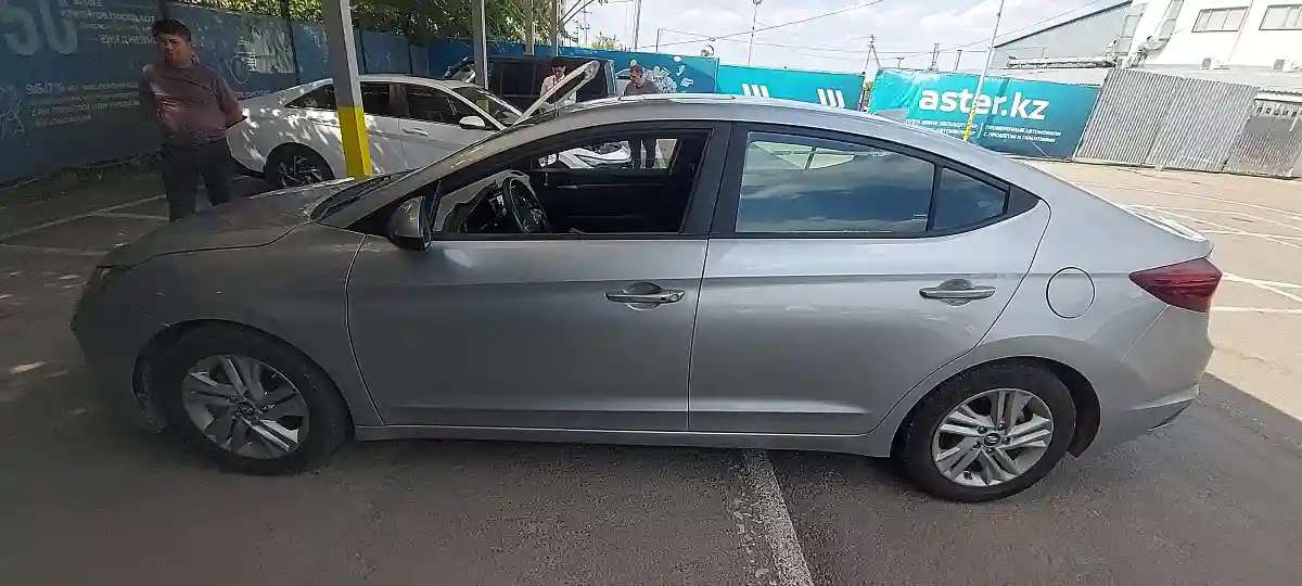 Hyundai Elantra 2020 года за 6 500 000 тг. в Алматы