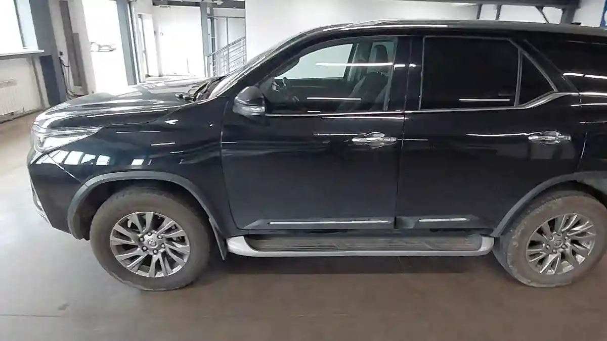 Toyota Fortuner 2022 года за 25 000 000 тг. в Астана