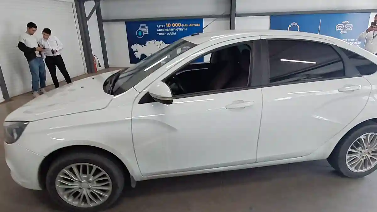 LADA (ВАЗ) Vesta 2018 года за 4 800 000 тг. в Астана