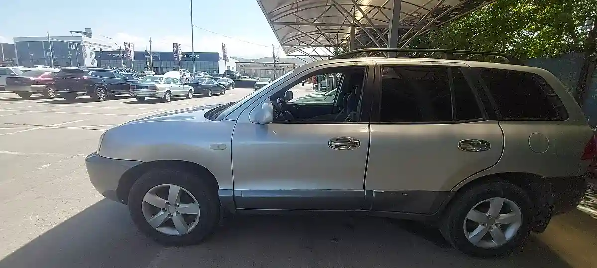 Hyundai Santa Fe 2003 года за 3 200 000 тг. в Алматы