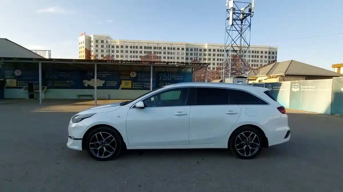 Kia Ceed SW 2024 года за 9 800 000 тг. в Шымкент