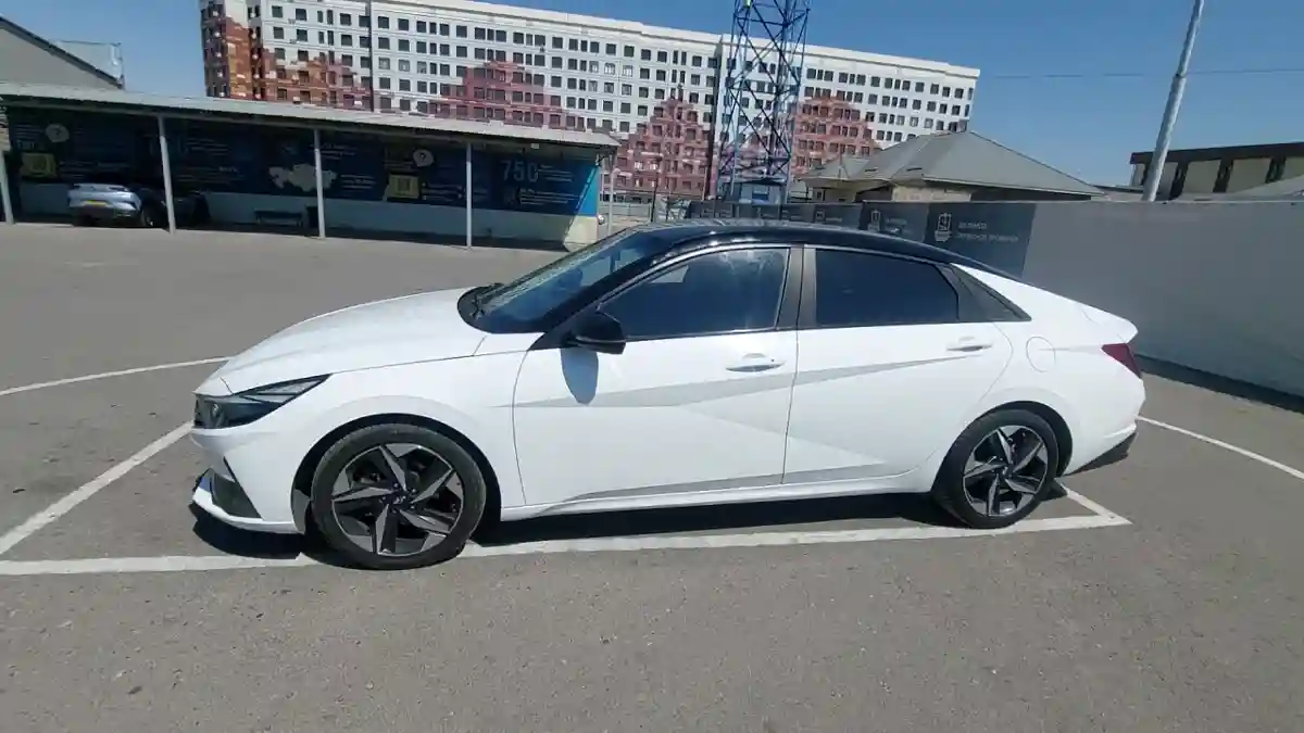 Hyundai Avante 2021 года за 7 500 000 тг. в Шымкент