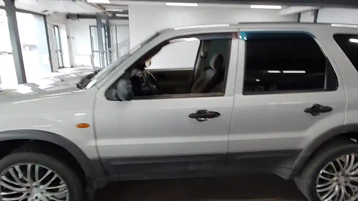 Ford Maverick 2003 года за 2 700 000 тг. в Астана