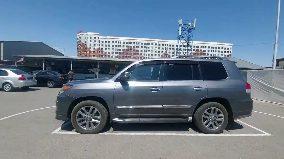 Lexus LX 2014 года за 27 500 000 тг. в Шымкент