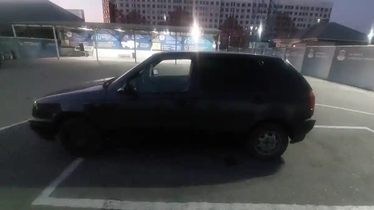 Volkswagen Golf 1993 года за 1 500 000 тг. в Шымкент