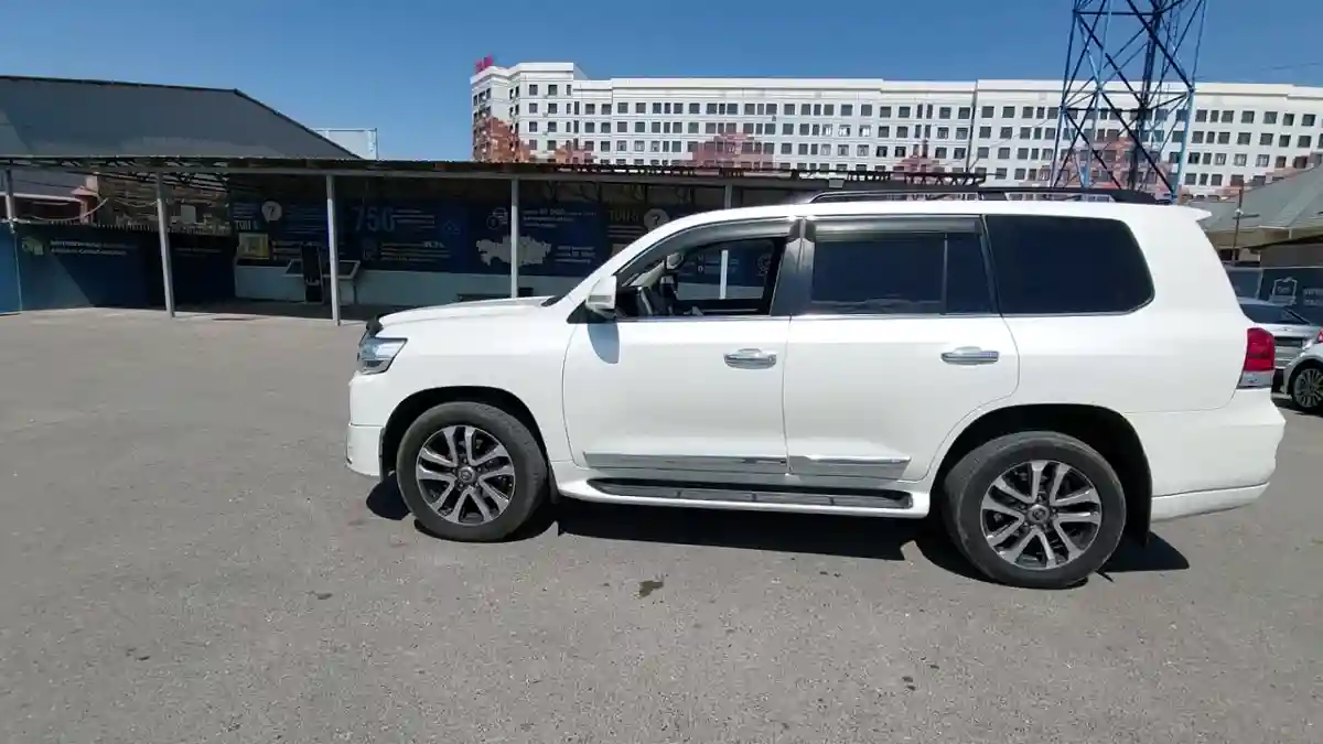 Toyota Land Cruiser 2016 года за 26 500 000 тг. в Шымкент