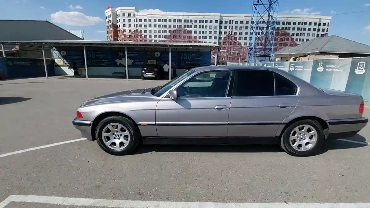 BMW 7 серии 1997 года за 2 000 000 тг. в Шымкент