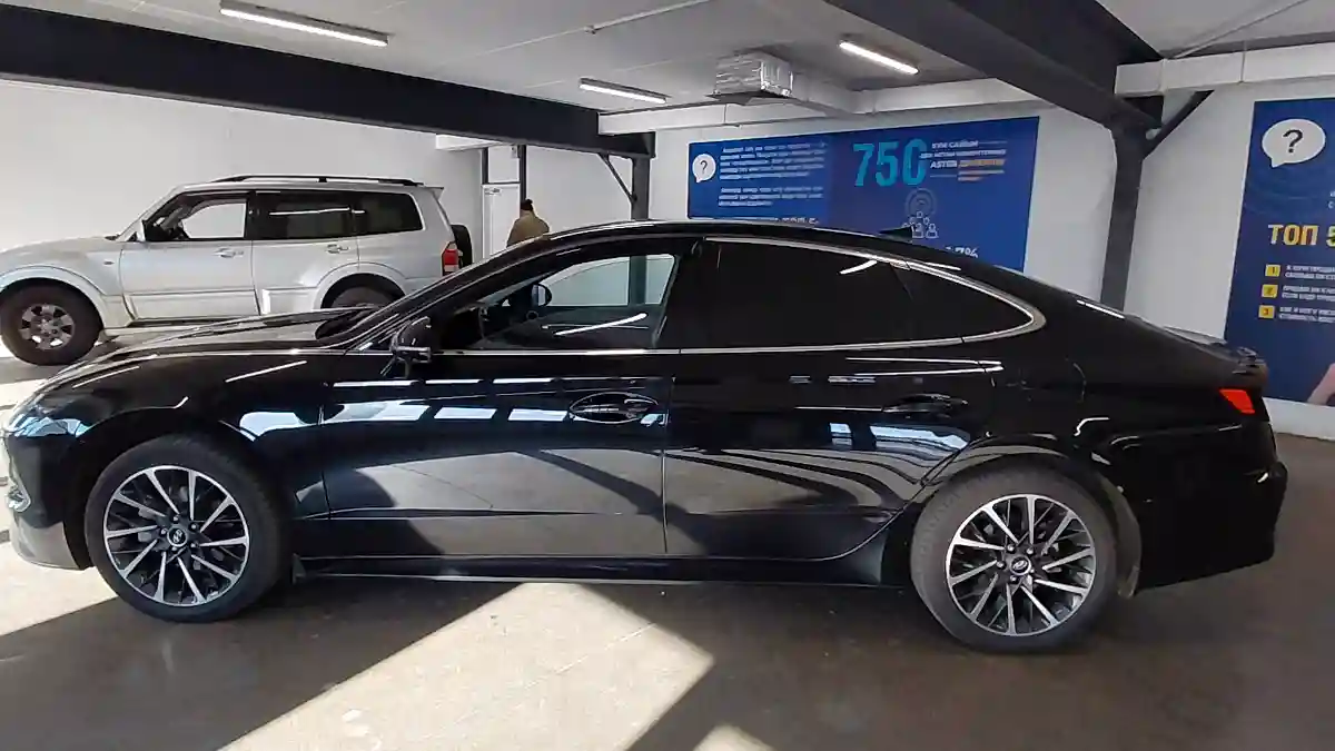 Hyundai Sonata 2022 года за 10 500 000 тг. в Астана