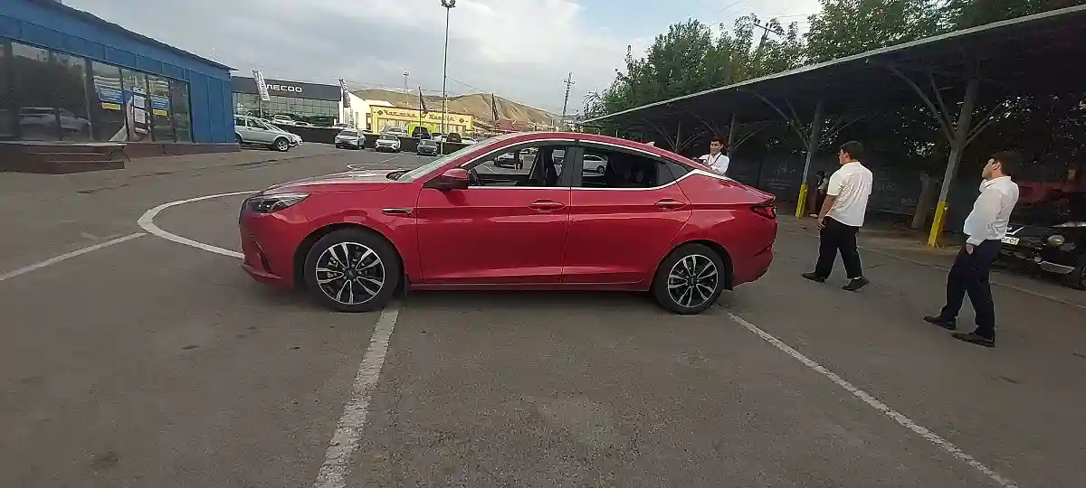 JAC J7 2022 года за 5 300 000 тг. в Алматы