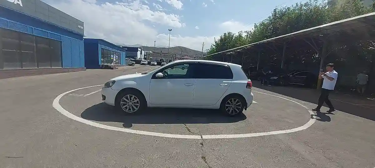 Volkswagen Golf 2009 года за 4 500 000 тг. в Алматы
