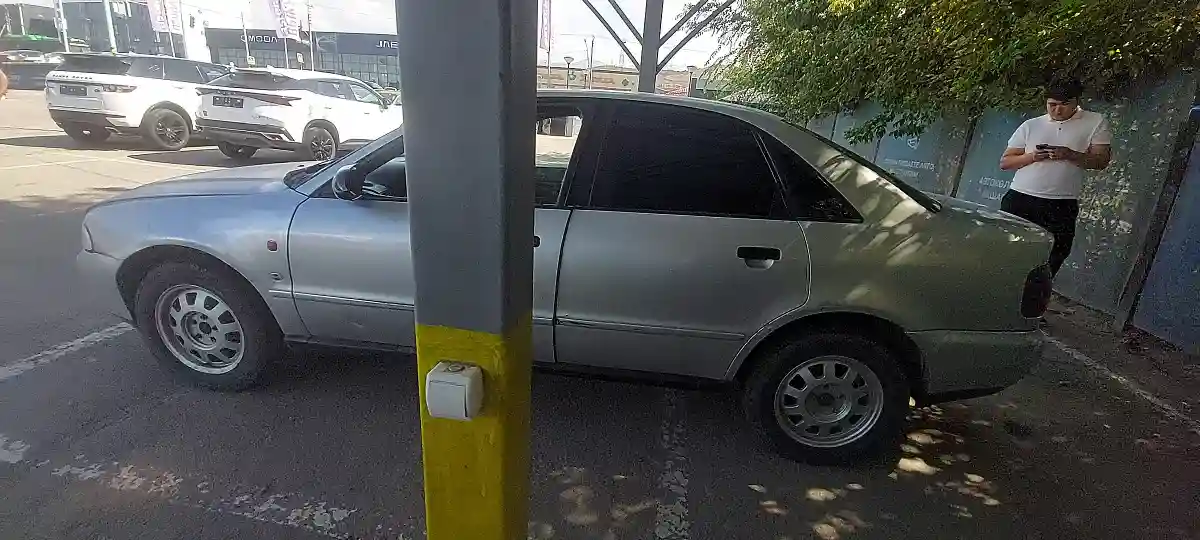 Audi A4 1995 года за 1 200 000 тг. в Алматы