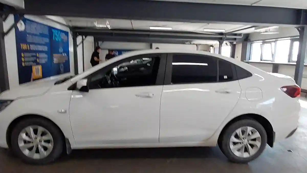 Chevrolet Onix 2023 года за 4 700 000 тг. в Астана