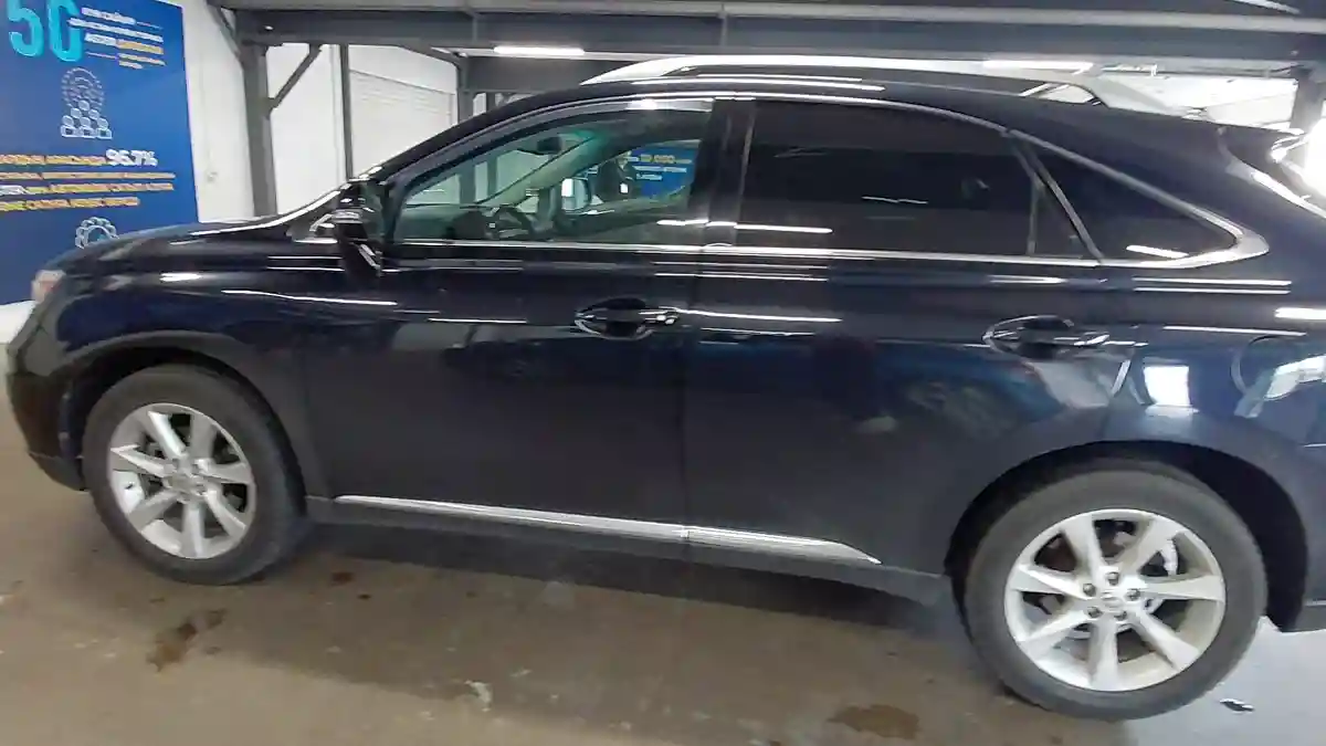 Lexus RX 2010 года за 9 500 000 тг. в Астана