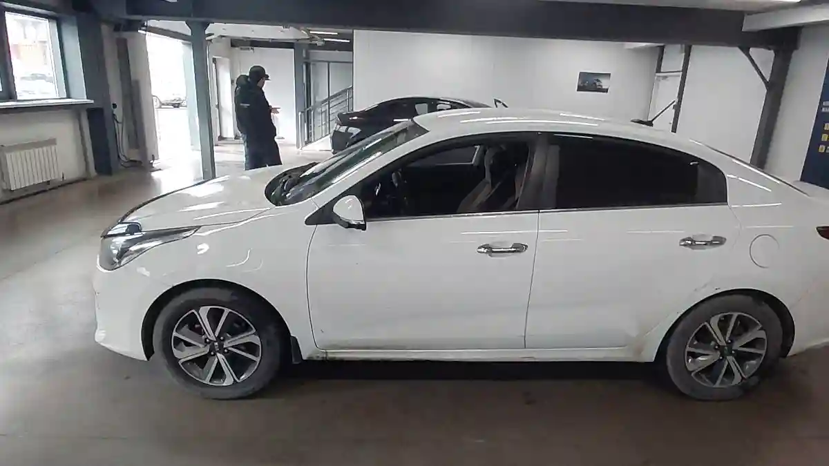Kia Rio 2019 года за 7 000 000 тг. в Астана