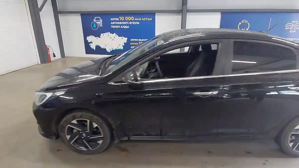 Hyundai Accent 2022 года за 8 400 000 тг. в Астана